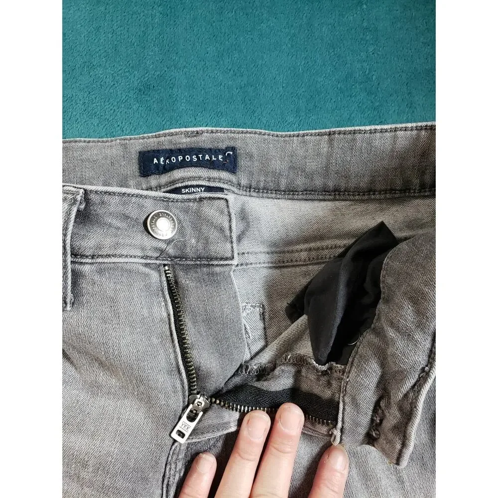 Aeropostale Jeans Size 28x30 Mens Gray Pants Stretch Distressed Mid Rise Skinny